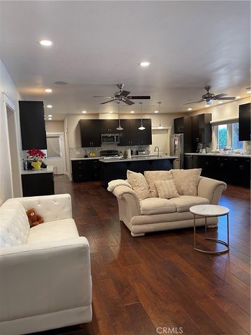 17183 Sunburst, Sherwood Forest, CA 91325
