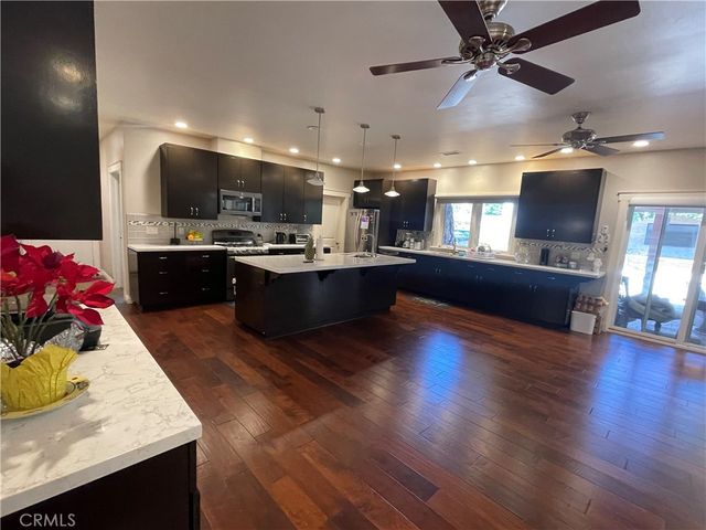 17183 Sunburst, Sherwood Forest, CA 91325