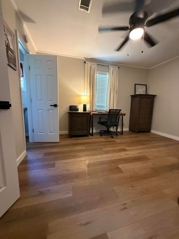 212 Devine Street, Tuckerman, AR 72473
