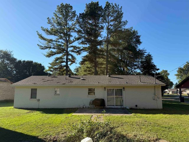 212 Devine Street, Tuckerman, AR 72473