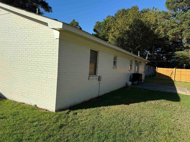 212 Devine Street, Tuckerman, AR 72473
