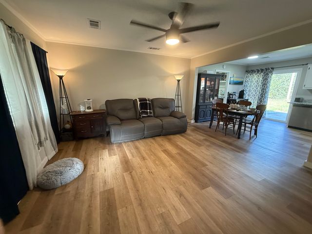 212 Devine Street, Tuckerman, AR 72473