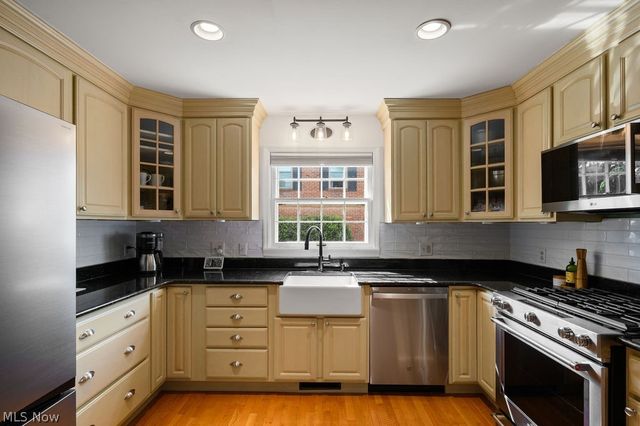 1007 49th Street, Vienna, WV 26105