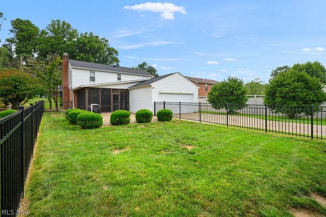 1007 49th Street, Vienna, WV 26105