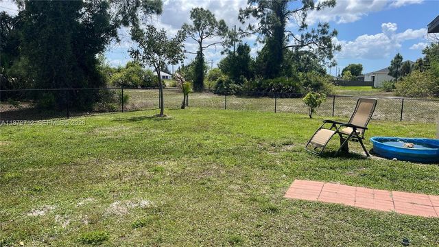 2115 NW 24 PLACE, Cape Coral, FL 33993