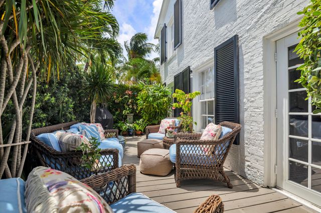 333 MONCEAUX Road, West Palm Beach, FL 33405