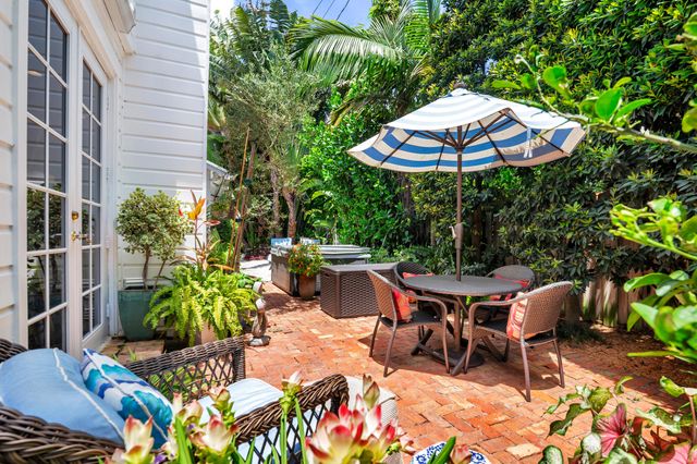 333 MONCEAUX Road, West Palm Beach, FL 33405