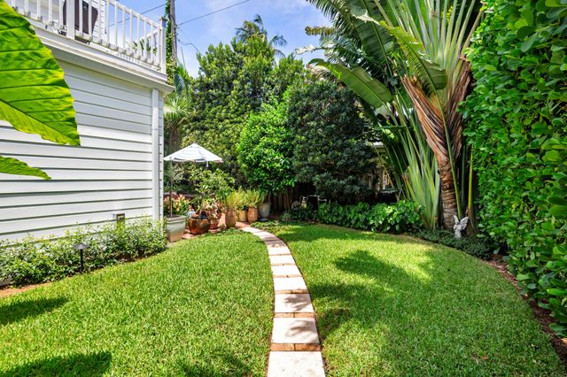 333 MONCEAUX Road, West Palm Beach, FL 33405