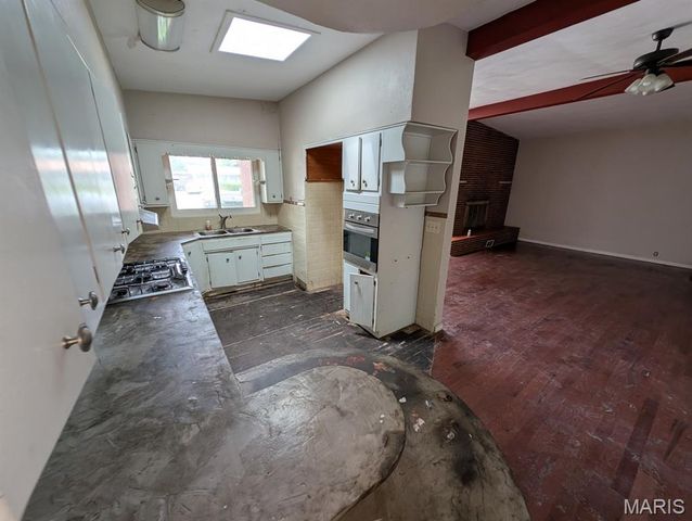 34 Wilshire Drive, Fairview Heights, IL 62208