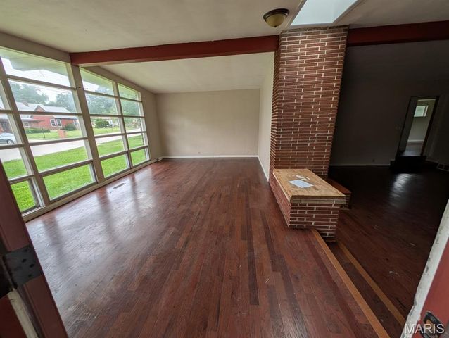 34 Wilshire Drive, Fairview Heights, IL 62208