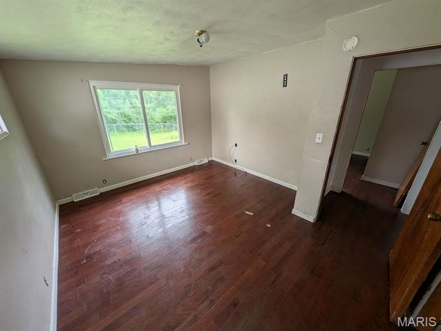 34 Wilshire Drive, Fairview Heights, IL 62208