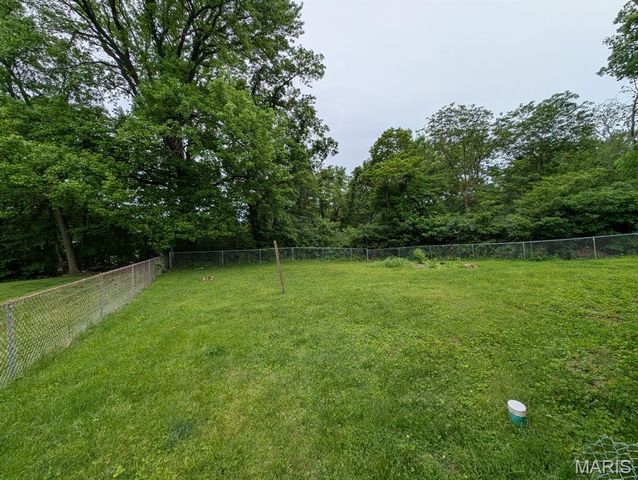 34 Wilshire Drive, Fairview Heights, IL 62208