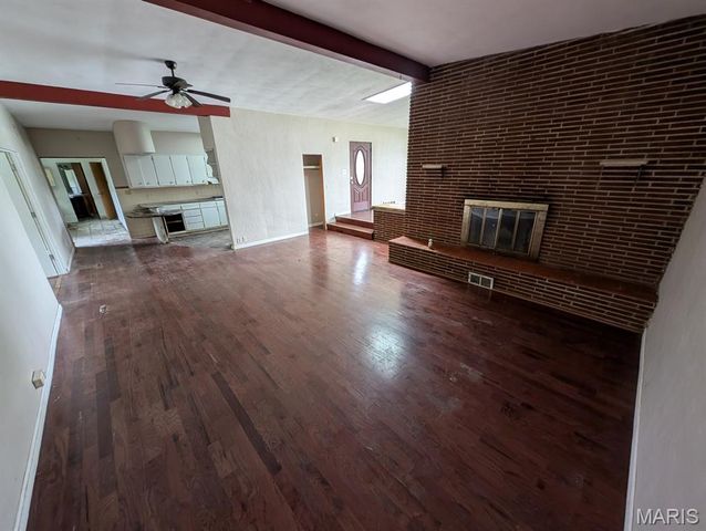 34 Wilshire Drive, Fairview Heights, IL 62208