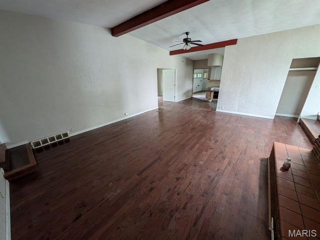 34 Wilshire Drive, Fairview Heights, IL 62208