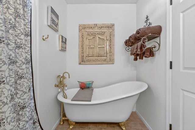 1557 W GREASEWOOD Street, Apache Junction, AZ 85120