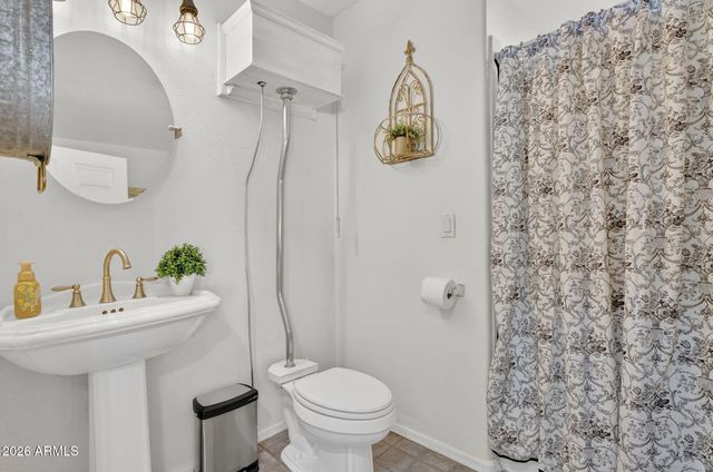 1557 W GREASEWOOD Street, Apache Junction, AZ 85120