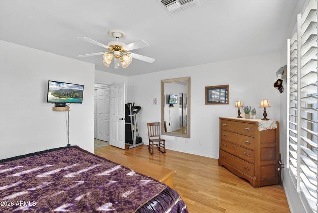 1557 W GREASEWOOD Street, Apache Junction, AZ 85120