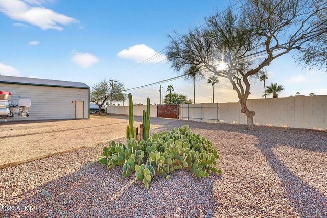 1557 W GREASEWOOD Street, Apache Junction, AZ 85120