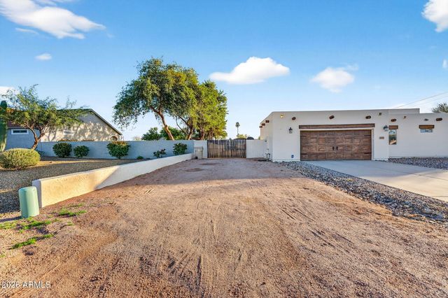 1557 W GREASEWOOD Street, Apache Junction, AZ 85120