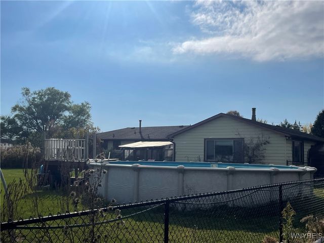 6721 Aiken Road, Pendleton, NY 14094