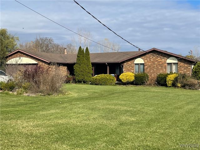 6721 Aiken Road, Pendleton, NY 14094