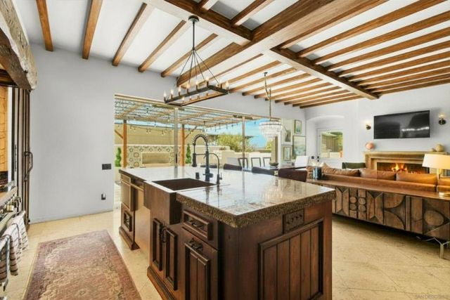 1664 Guizot St, San Diego, CA 92107