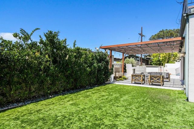 1664 Guizot St, San Diego, CA 92107
