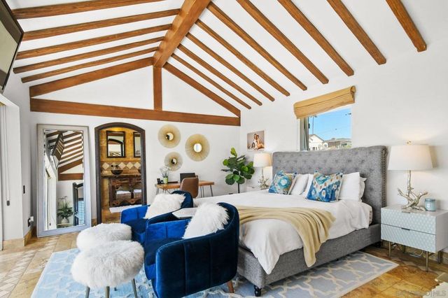 1664 Guizot St, San Diego, CA 92107