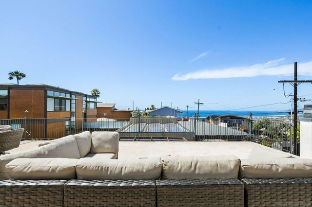 1664 Guizot St, San Diego, CA 92107