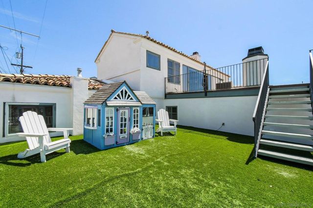 1664 Guizot St, San Diego, CA 92107