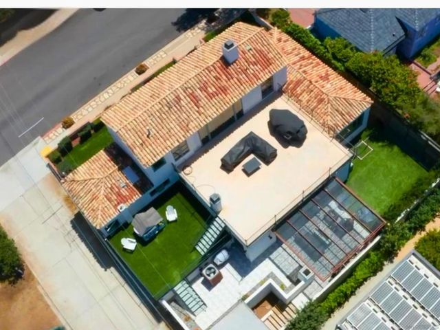 1664 Guizot St, San Diego, CA 92107