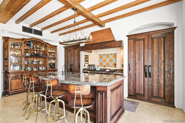 1664 Guizot St, San Diego, CA 92107