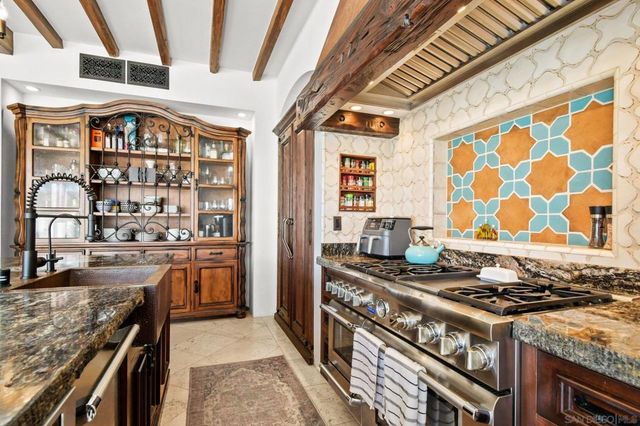 1664 Guizot St, San Diego, CA 92107