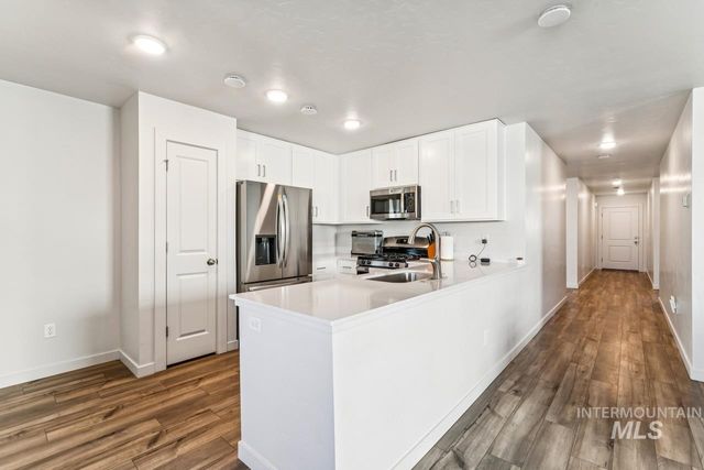 2814 S Mossy Forest Ave, Nampa, ID 83686