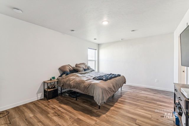 2814 S Mossy Forest Ave, Nampa, ID 83686