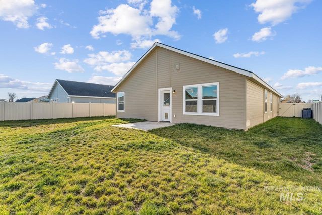 2814 S Mossy Forest Ave, Nampa, ID 83686
