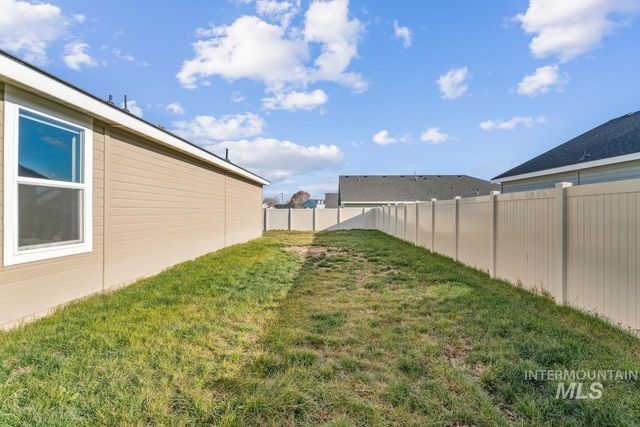 2814 S Mossy Forest Ave, Nampa, ID 83686