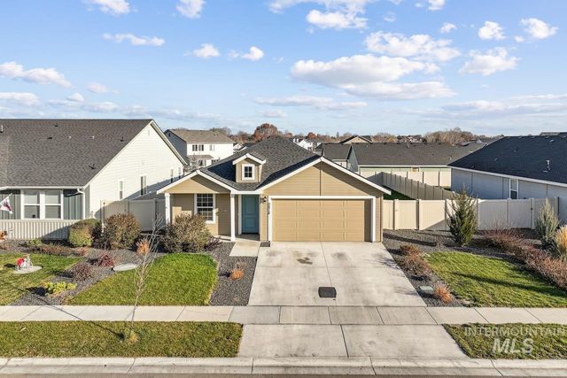2814 S Mossy Forest Ave, Nampa, ID 83686