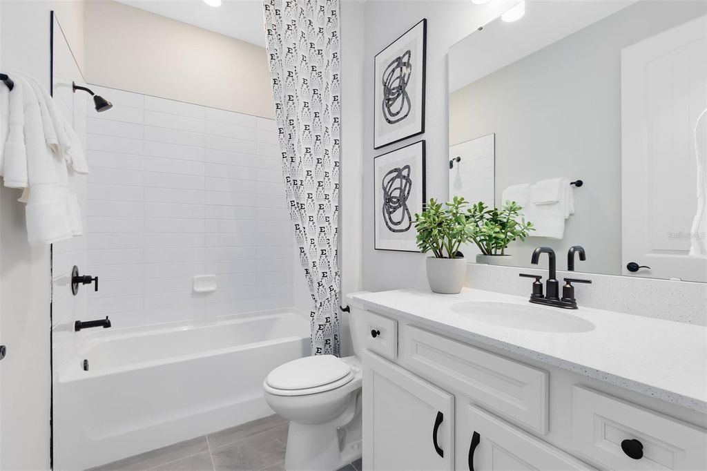 Image 5 of property listing at 6964 ROSY SKY AVENUE, Orlando, FL 32829