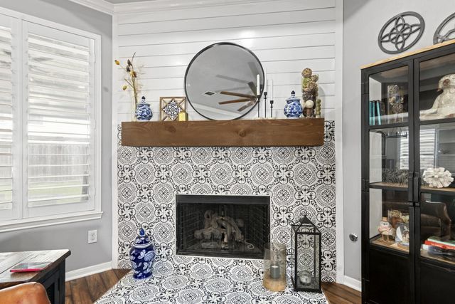 2209 Lisa Lane, Deer Park, TX 77536