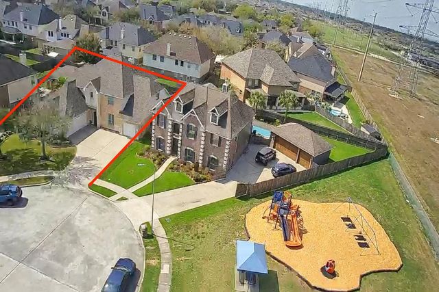 2209 Lisa Lane, Deer Park, TX 77536