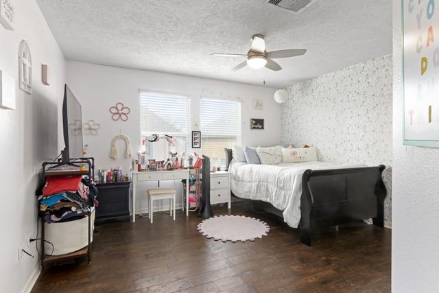 2209 Lisa Lane, Deer Park, TX 77536