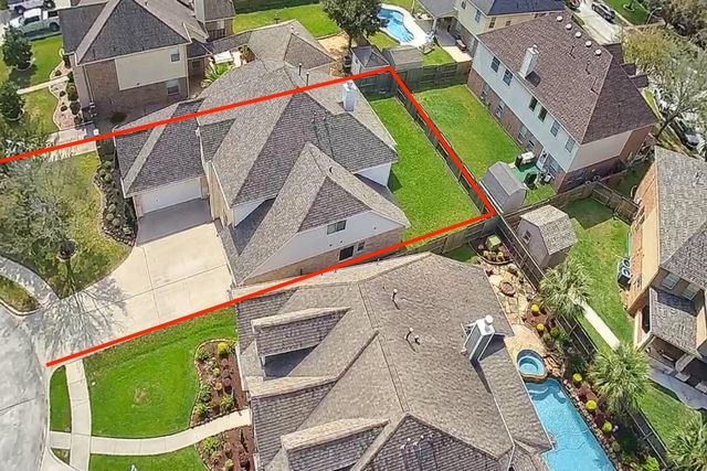 2209 Lisa Lane, Deer Park, TX 77536