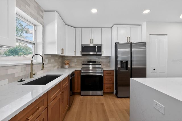 10203 57TH WAY N, Pinellas Park, FL 33782