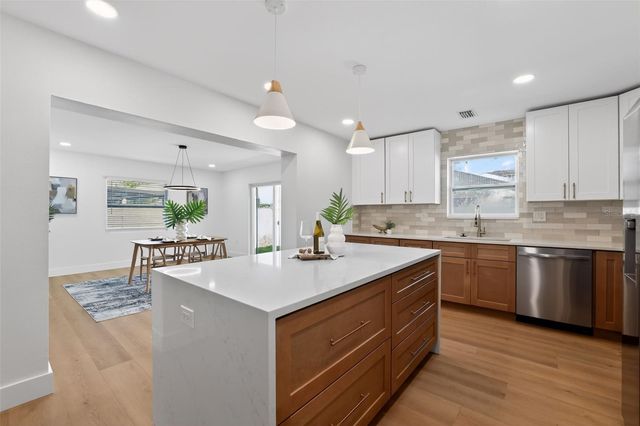 10203 57TH WAY N, Pinellas Park, FL 33782