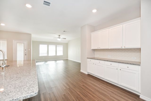 808 Fredericktown Drive, Fate, TX 75189