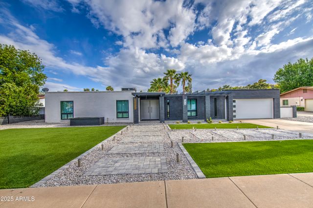 919 W PORT ROYALE Lane, Phoenix, AZ 85023