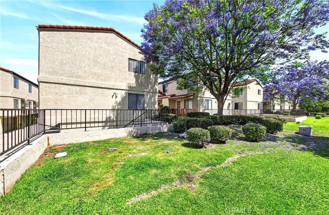 11754 206th Street, Lakewood, CA 90715