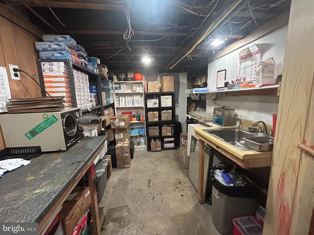 44 S 2ND ST, Philadelphia, PA 19106