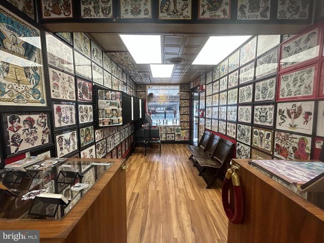 44 S 2ND ST, Philadelphia, PA 19106